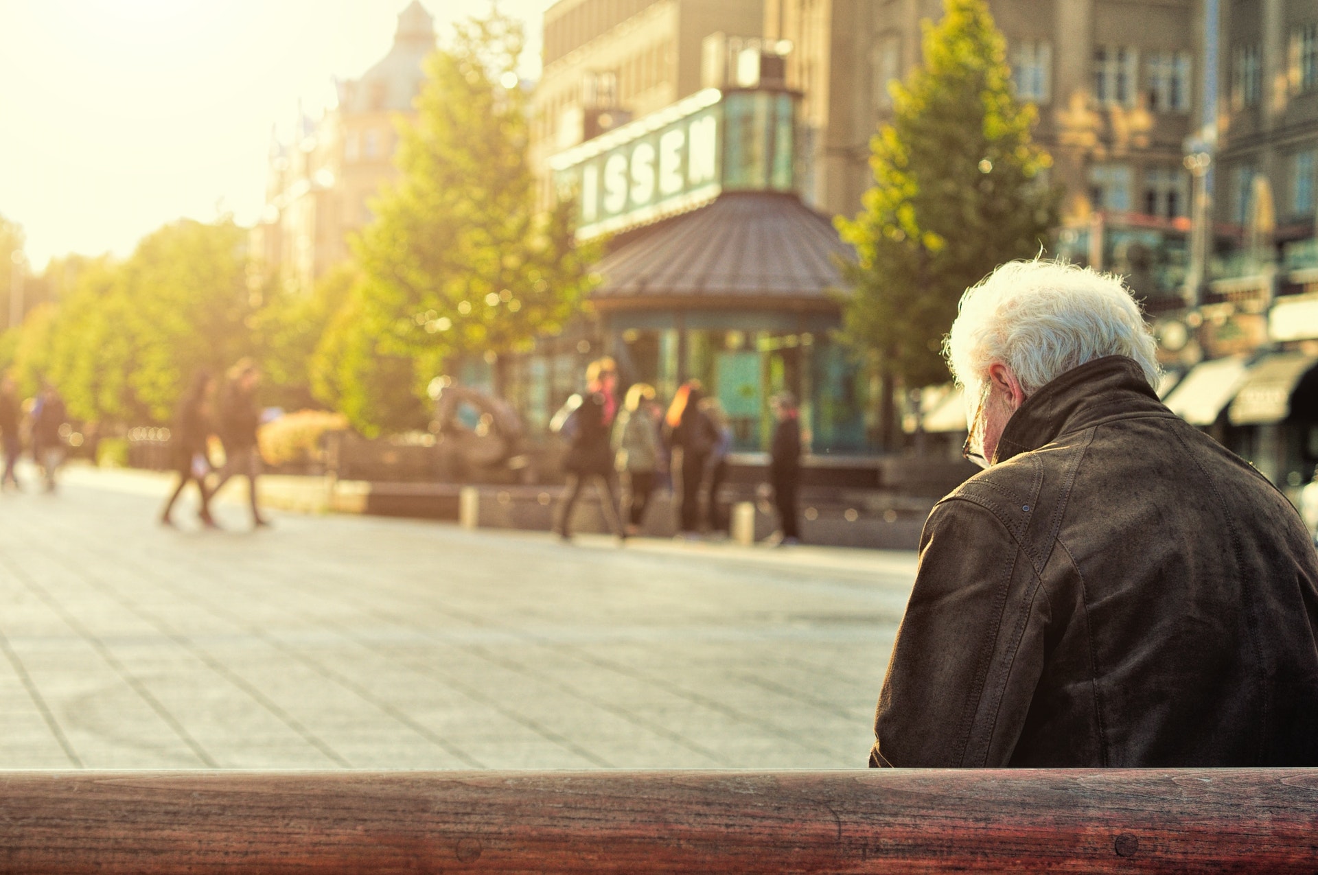 Top retirement mistakes to avoid in a global crisis